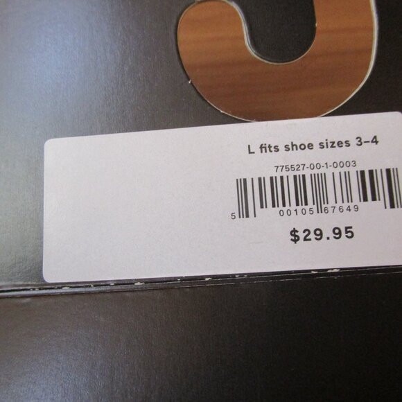 New GAP KIDS - MARVEL Avengers Crew Socks 7 Pair Size Large fits Shoe Size 3-4 - Picture 6 of 9